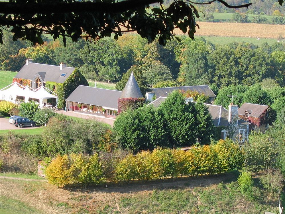 Hotel Du Golf De Clécy Eksteriør billede