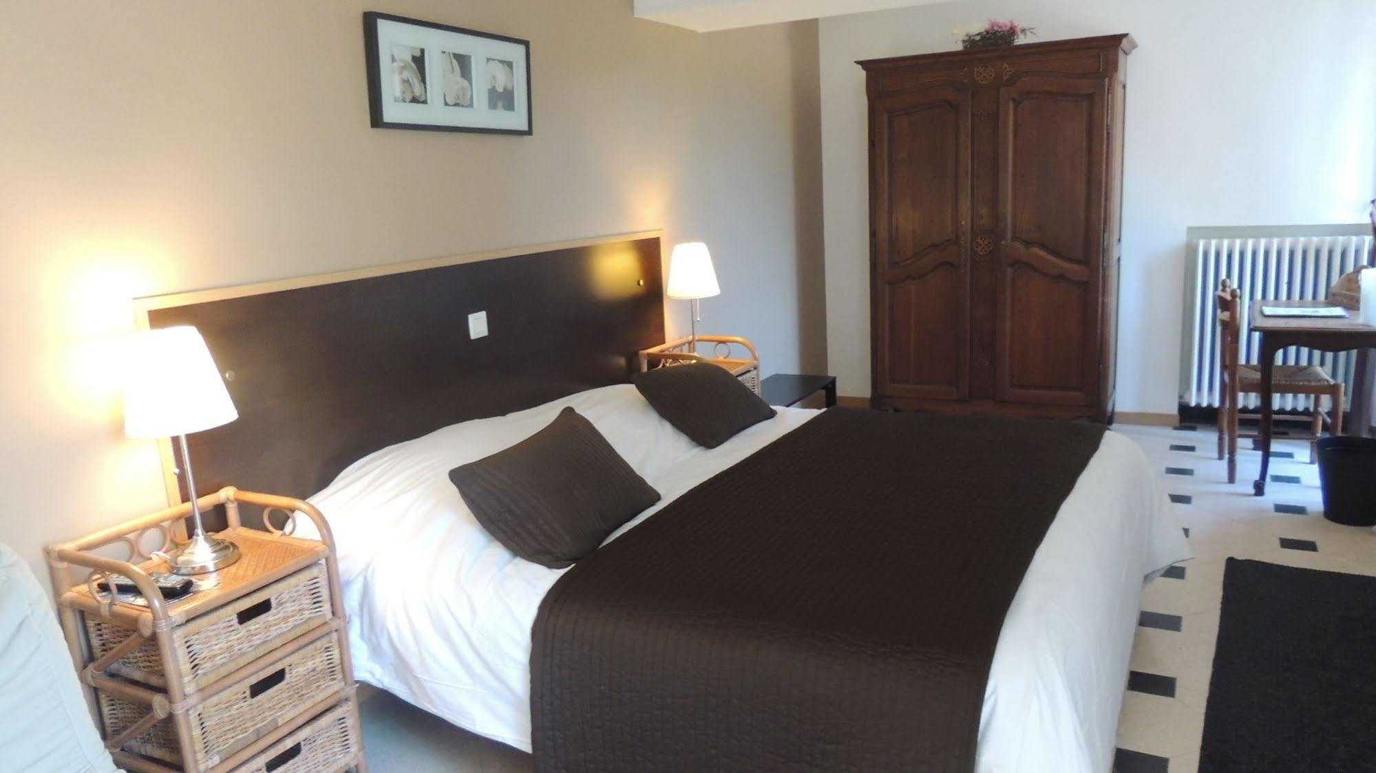 Hotel Du Golf De Clécy Eksteriør billede