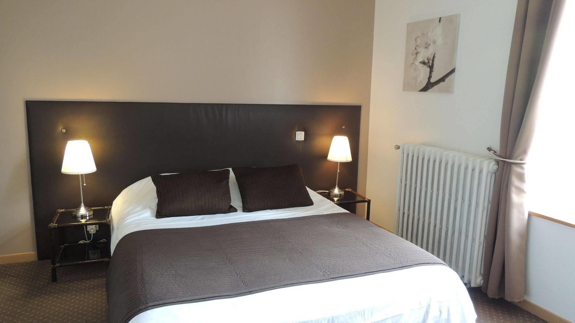 Hotel Du Golf De Clécy Eksteriør billede