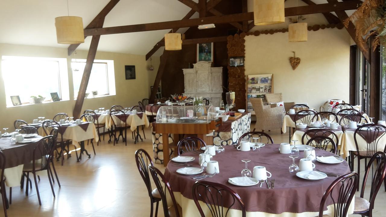 Hotel Du Golf De Clécy Eksteriør billede